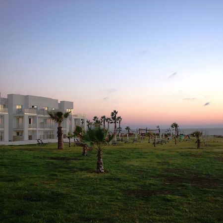 Gold Lagoon Kosher Hotel Пафос Екстериор снимка
