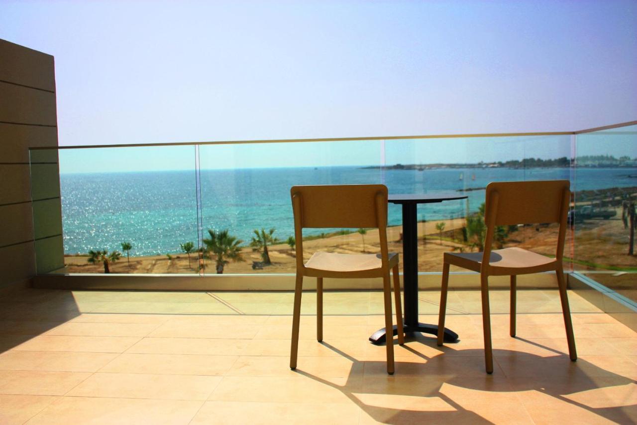 Gold Lagoon Kosher Hotel Пафос Екстериор снимка