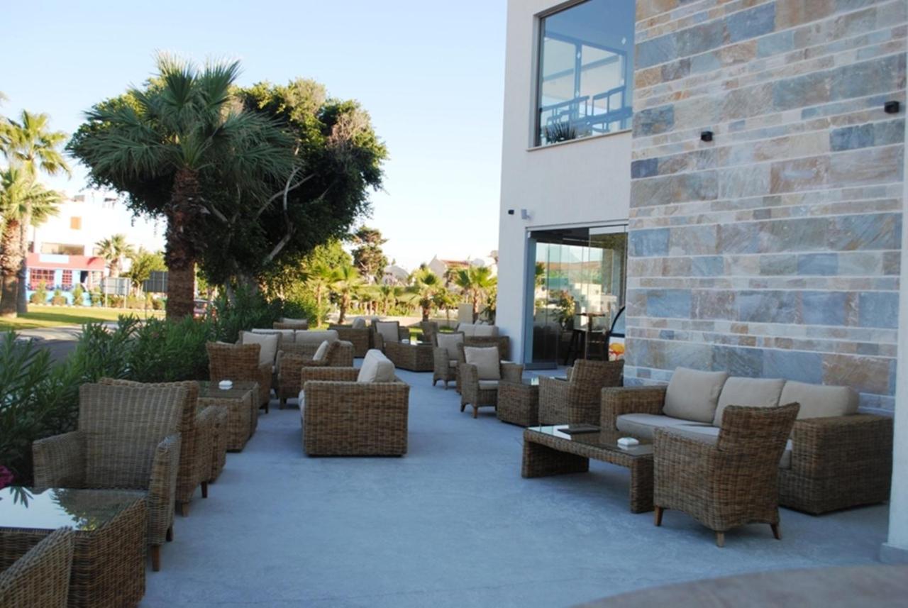Gold Lagoon Kosher Hotel Пафос Екстериор снимка