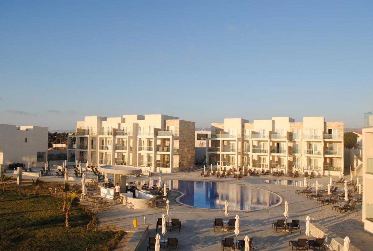 Gold Lagoon Kosher Hotel - By Amphora Hotel & Suites Пафос Екстериор снимка