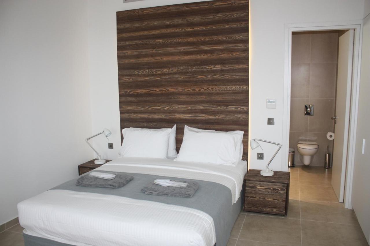 Gold Lagoon Kosher Hotel Пафос Екстериор снимка