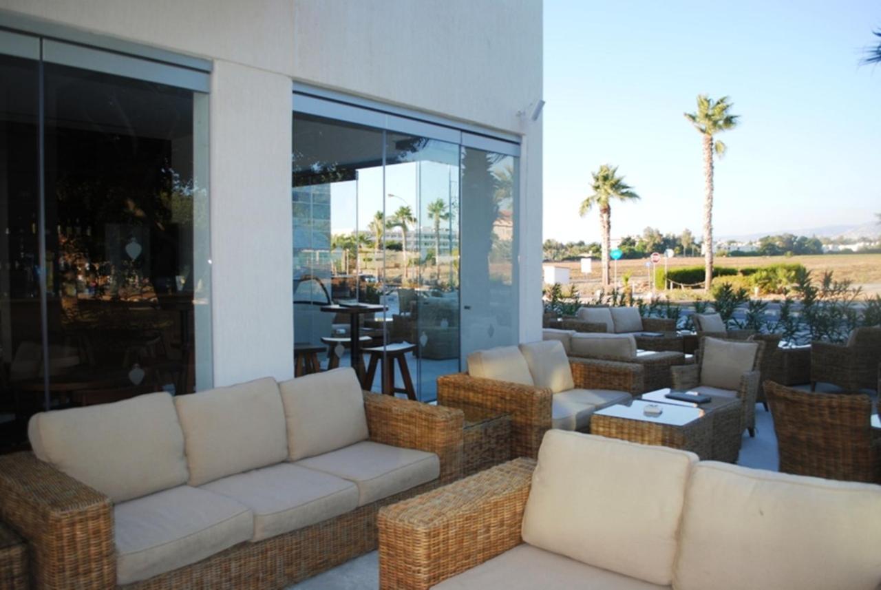 Gold Lagoon Kosher Hotel Пафос Екстериор снимка